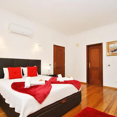 Nespereira - Escapadinha Com Piscina Aquecivel E Bbq - Villa Albufeira