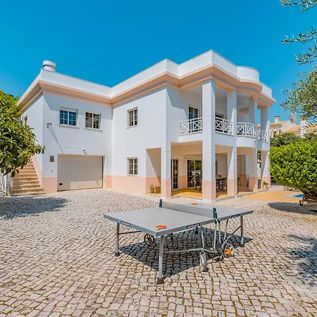 Nespereira - Escapadinha Com Piscina Aquecivel E Bbq - Villa Albufeira